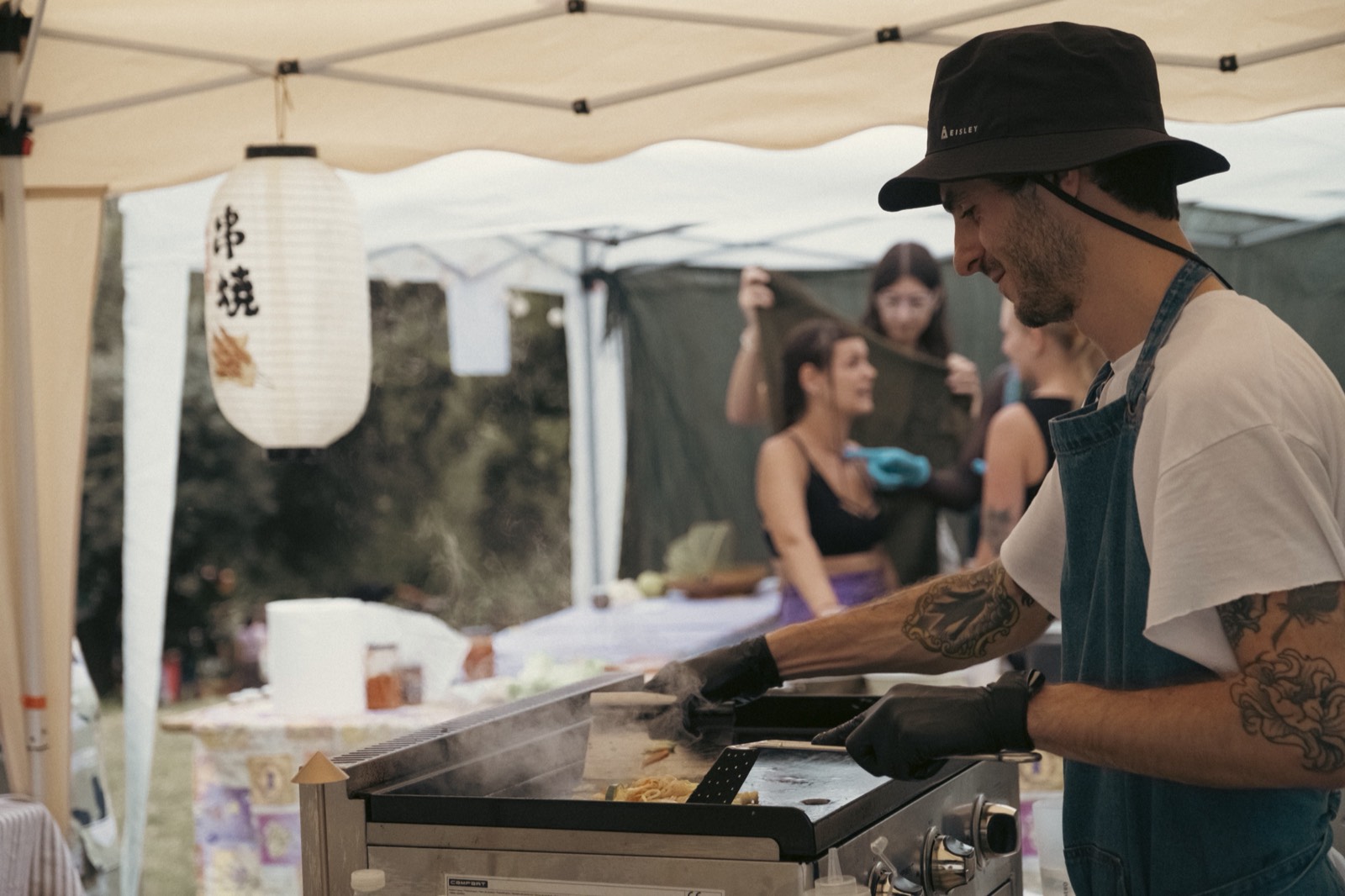 Cucina di strada al festival